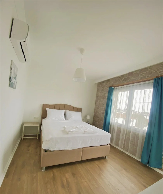 Cunda Kordon Otel