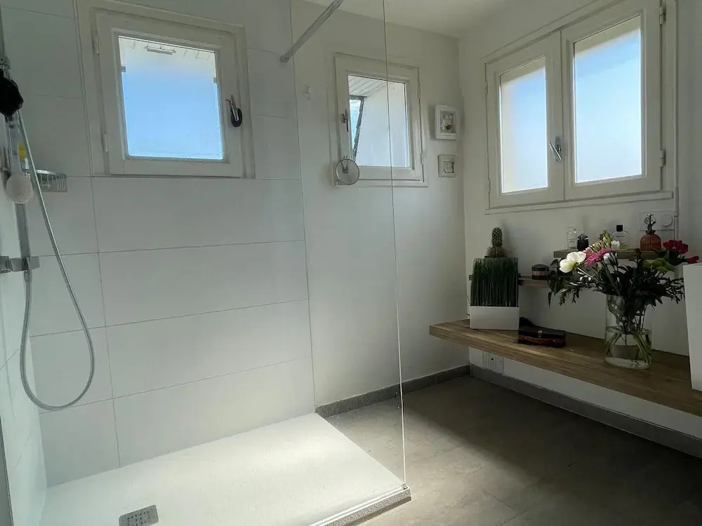 Unusual duplex with garden