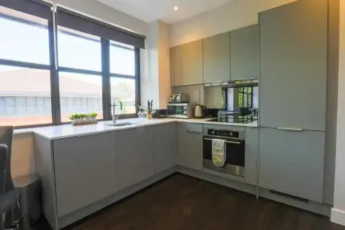 Watford Apartments Century House Self Contained Units