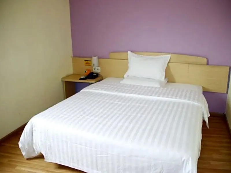 7Days Inn Kunming Wuhua Mountain