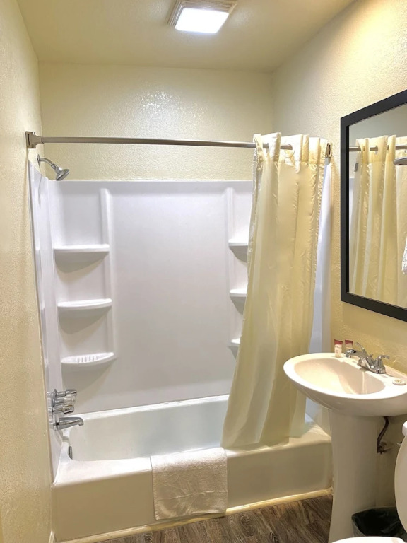 Whistling Pines - Daily & Extended Stay, Elizabeth City