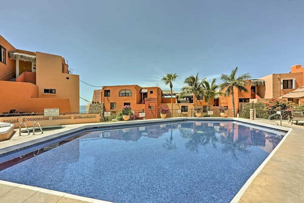 Cabo Condo w/ Balcony, Ocean Views & Resort Perks!