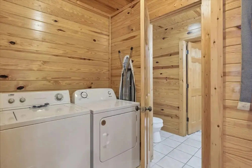 Kuntree Cabin by Beyond Expectations With Hot Tub
