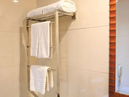 Yijia San Jiang Hotel