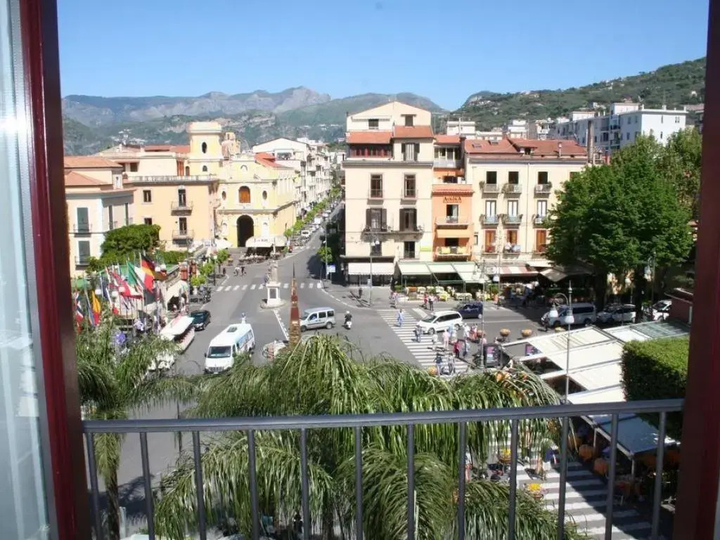 La Casa dellOrologio - MAIN SQUARE