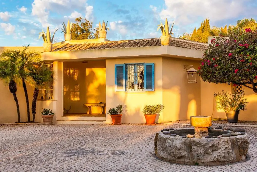 Quinta Azul - Gorgeous Apartment with Pool & Private Terrace