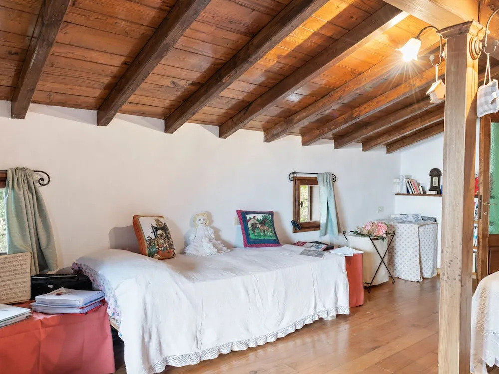 Hill-view Holiday Home in Camaiore With Private Garden