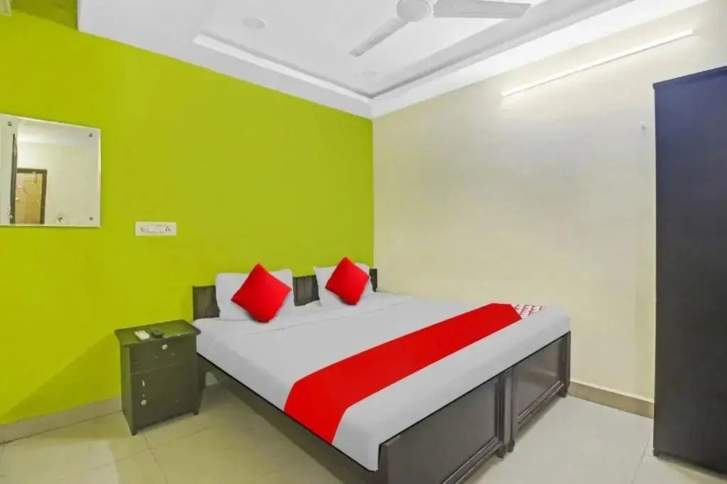 Hotel Avasya by OYO Rooms