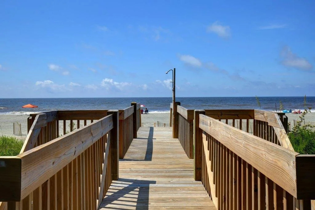 4 Crabs By The Sea - 6 Br Home