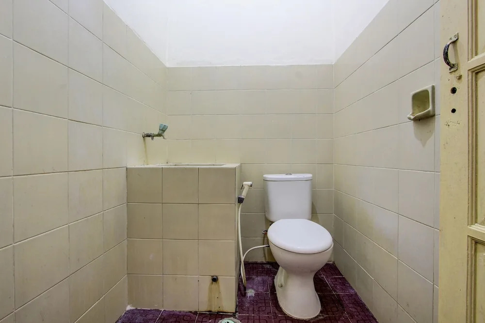 Hotel O Asta Guesthouse