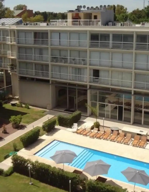 CONCORD PILAR"313 Almendros"50m2 en Suite -living y dormitorio- de 1 a 4 huéspedes