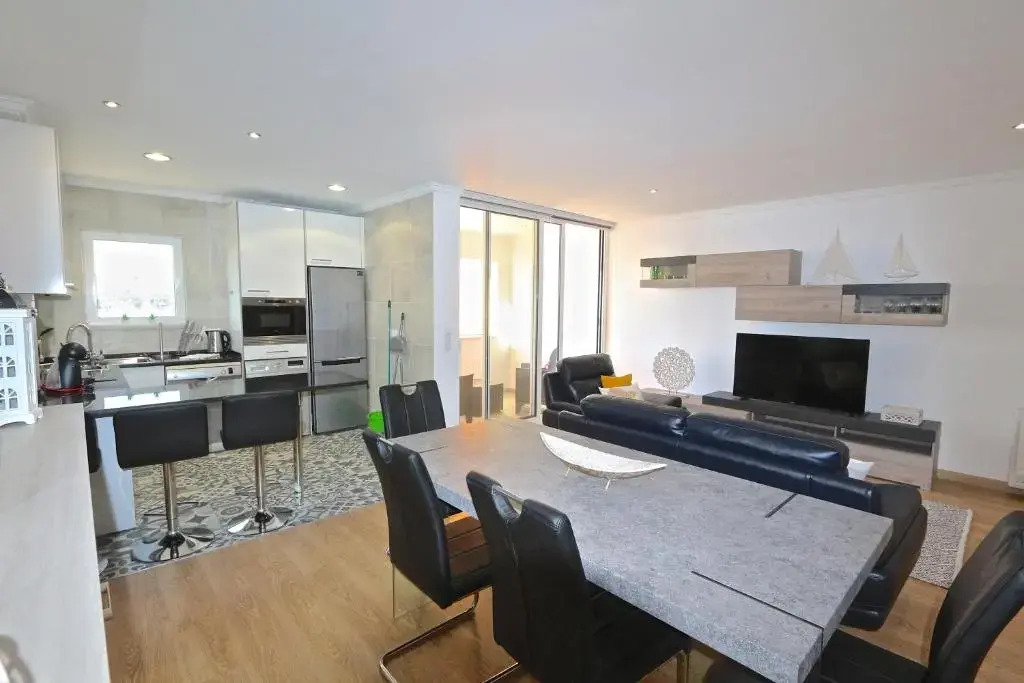 Marina Plaza 162 - Clever Details