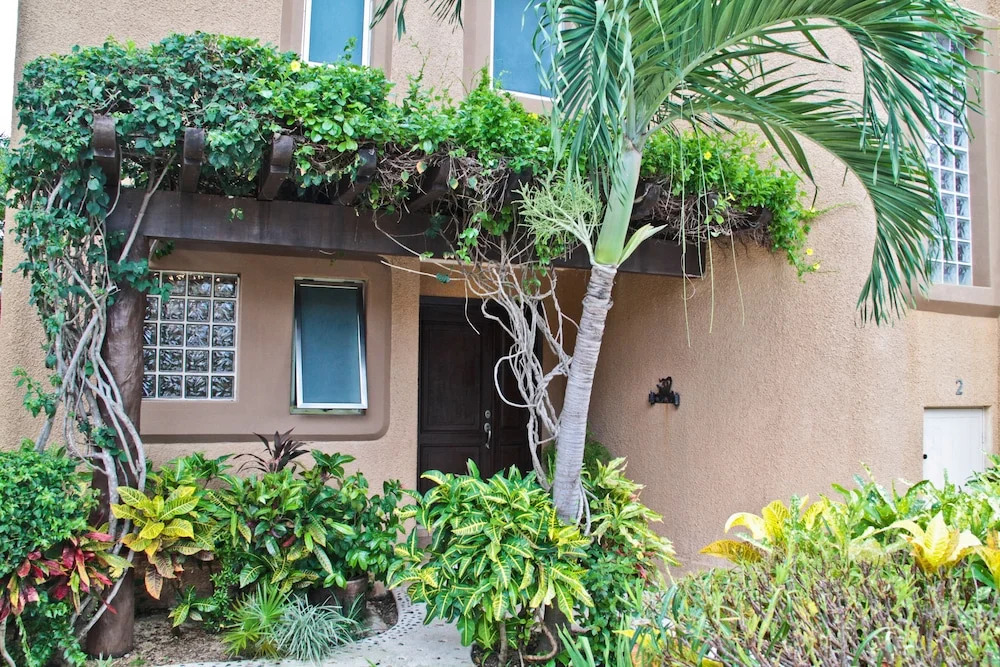 Casa Bella by Playa Paradise
