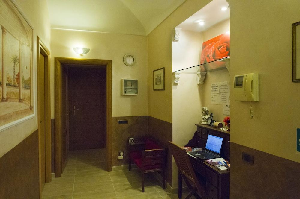 B&B Citys House