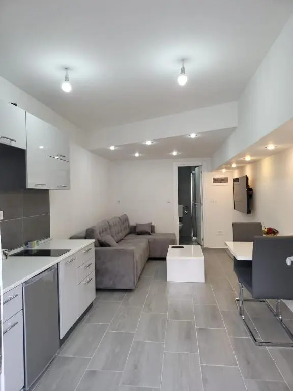 Apartment Diamond -modern and lovely seaside studio apartment