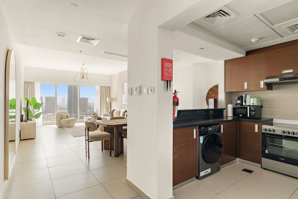 Silkhaus Premier 2BR Apartment Nearby Reem Park