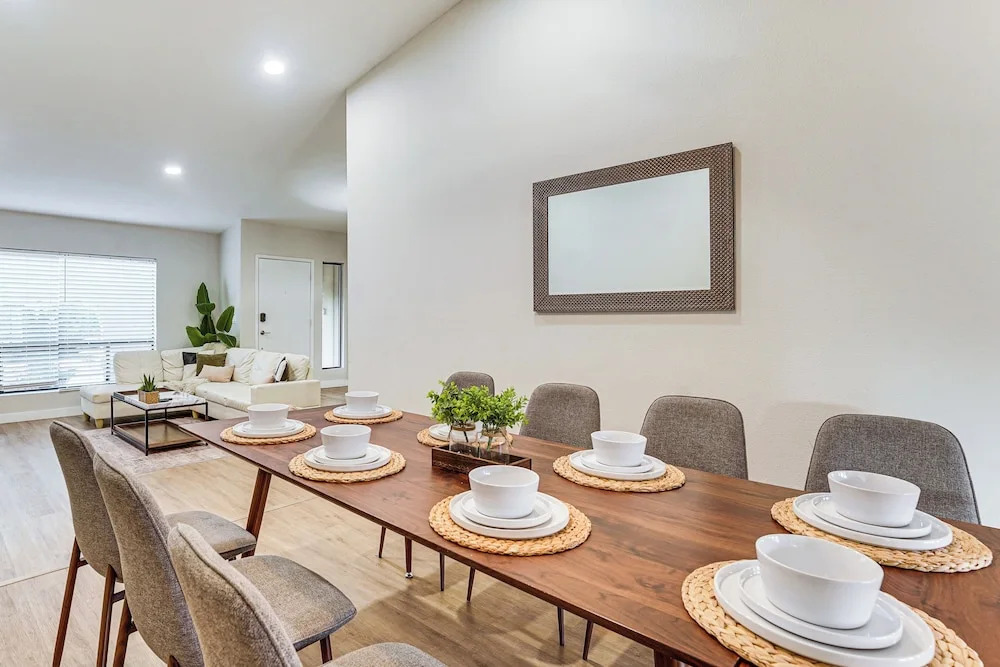 Spacious Phoenix Oasis w/ Pool & Game Room