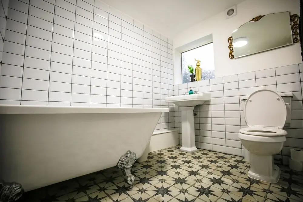 Eclectic Seaside 4 Bedroom Artists Residence