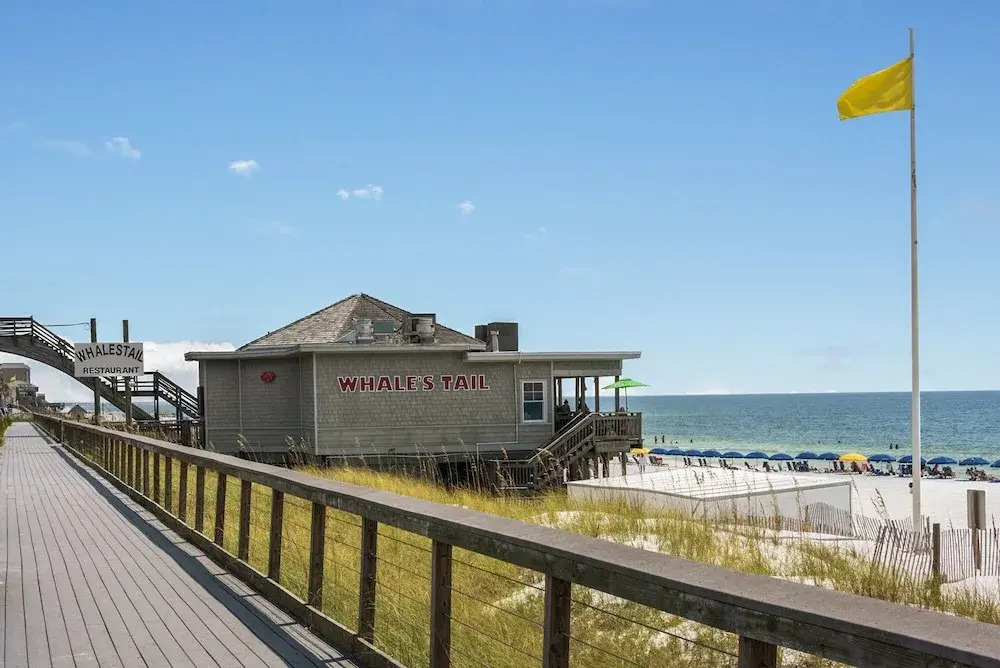 Steps To Beach! Chic Gulf-view Corner Unit W/ Pool 1 Bedroom Condo