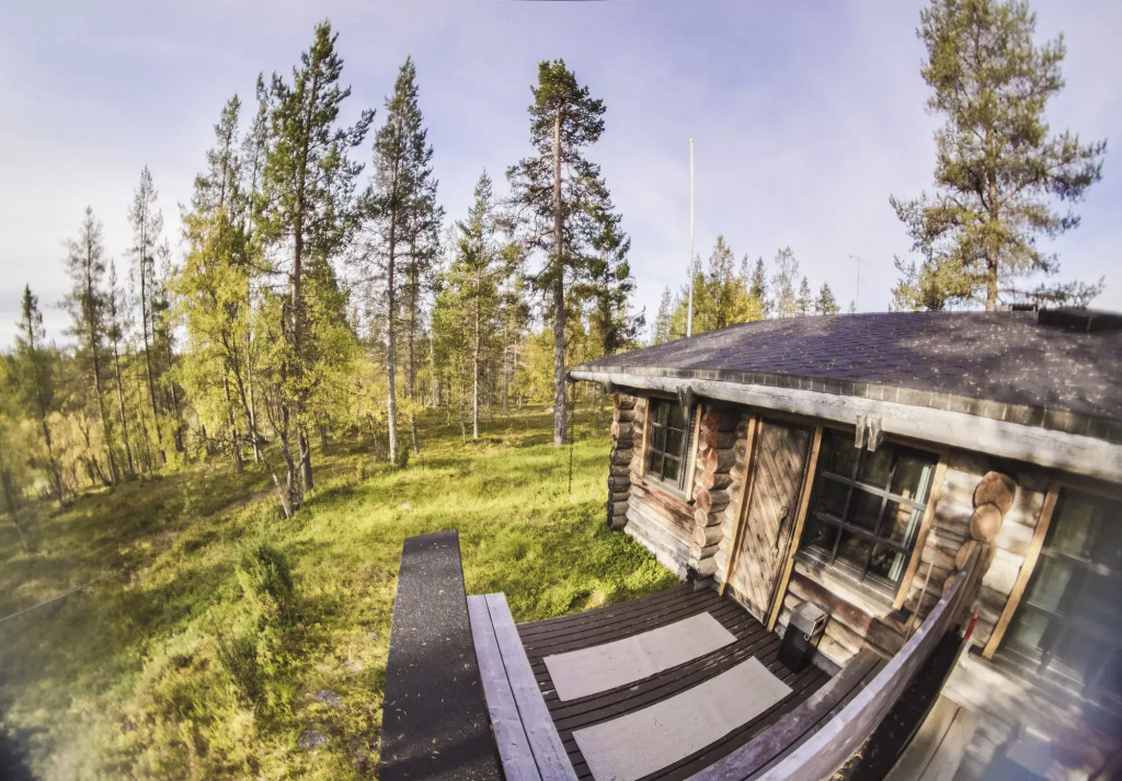 Kuukkeli Log Houses Porakka Inn