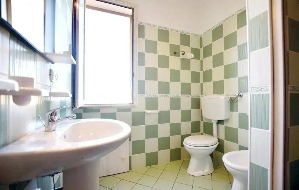 Apartment with 2 bedrooms in Triscina with wonderful sea view terrace and WiFi 150 m from the beach