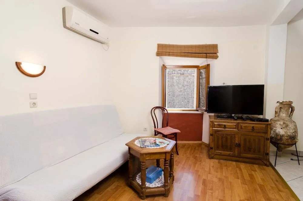 Studios Lončarica