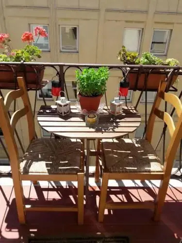 Guest House 64