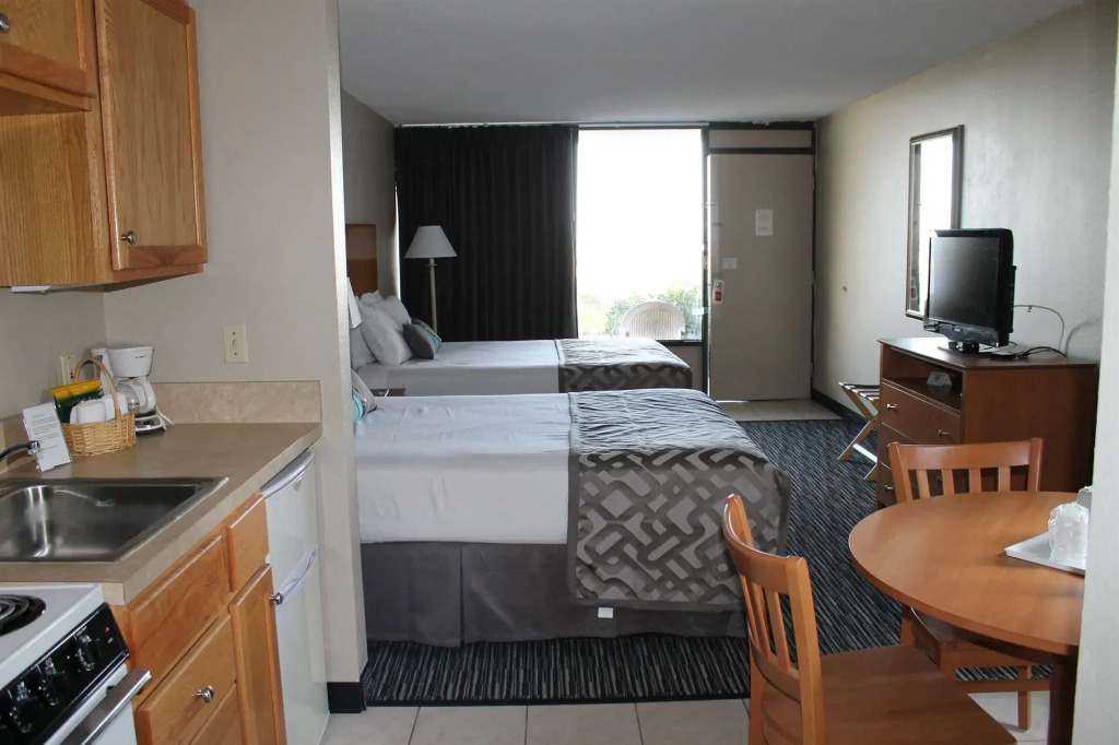 Beachside Motel - Amelia Island