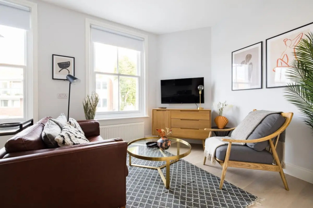 The Baron’s Bolthole - Modern & Bright 1BDR  Flat