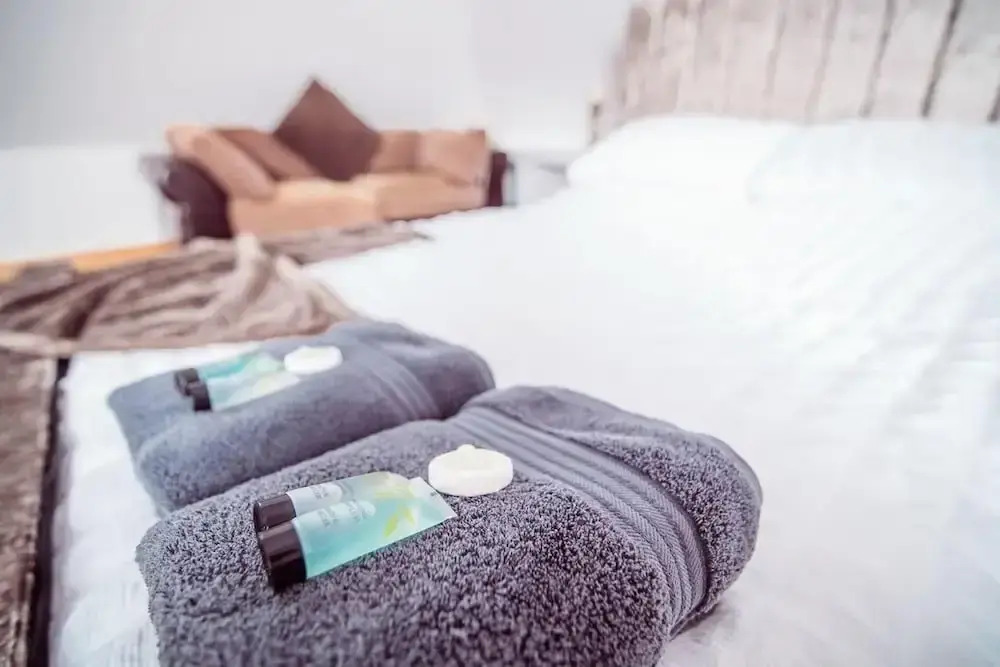 Threeways Retreat With Heated Swimming Pool