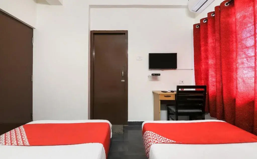 Covelong Residency By OYO Rooms