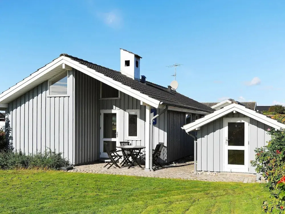 Serene Holiday Home in Funen on Beach