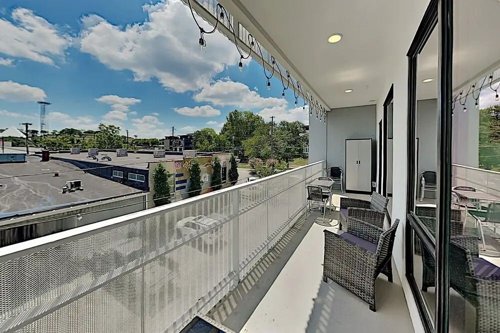 Illume Urban Showstopper Private Balcony 1 Bedroom Condo