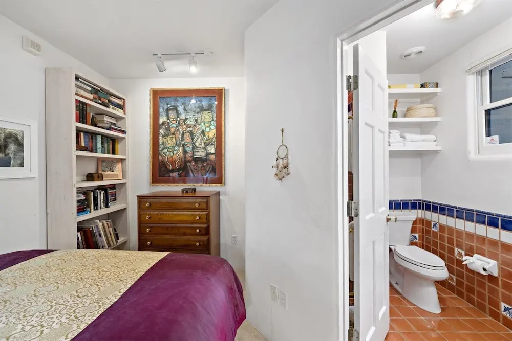Casa De Gracia - Historic East Side Sanctuary, Perfect for Working From Home