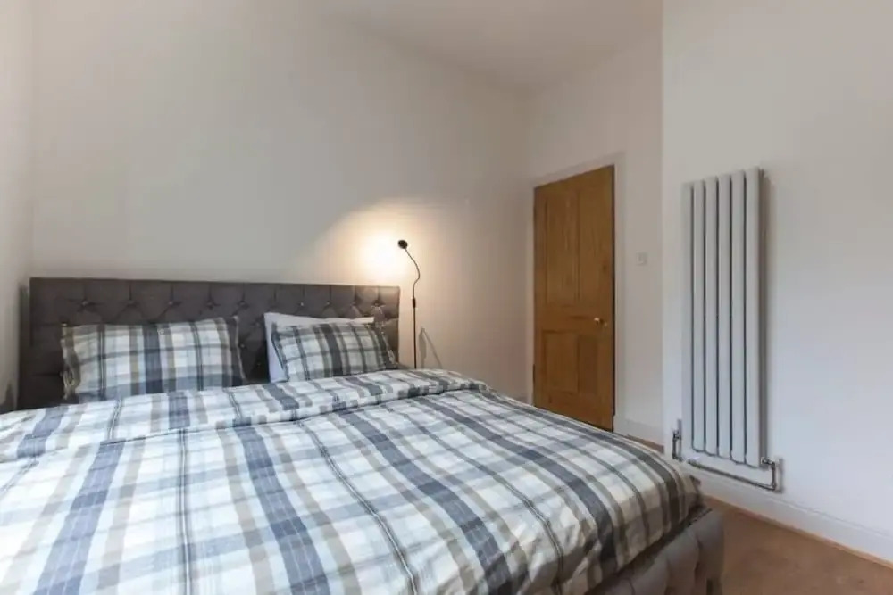 2 Bedroom Apartment Near Edinburgh Castle