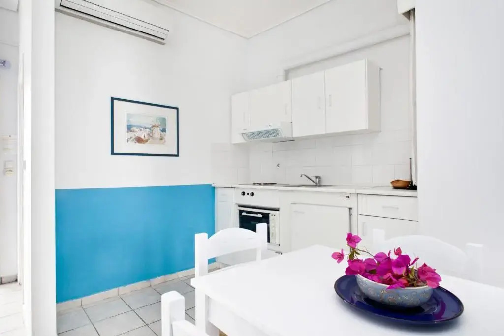 Daphne's Club Hotel Apartments