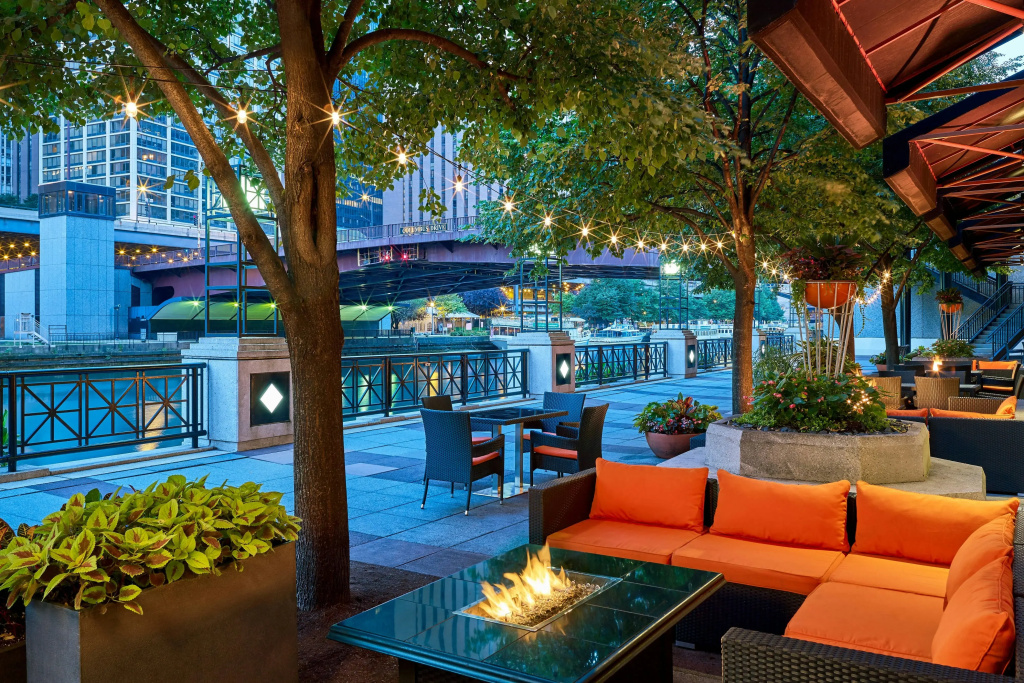 Sheraton Grand Chicago Riverwalk