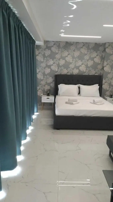 Nikis 20 Suites