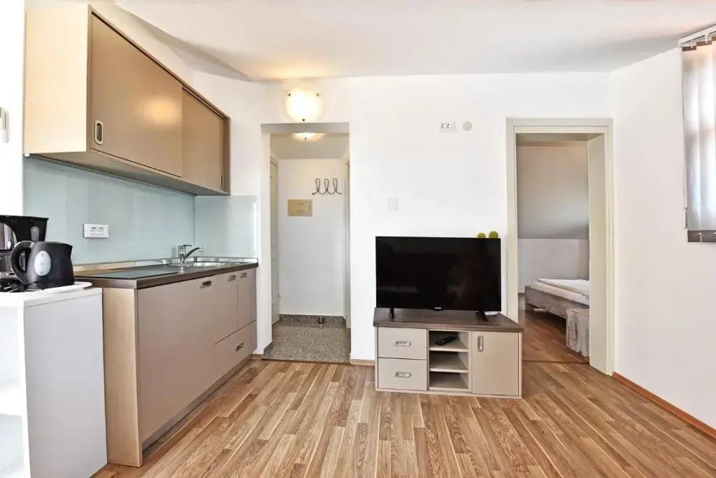 Apartments house Tomic for max 22 persons Maj Poreč