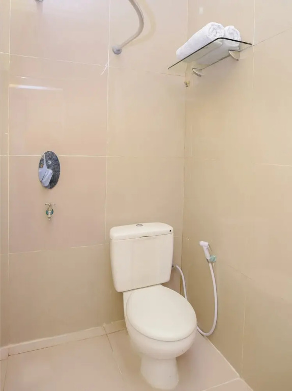 UB Caisar Hotel by OYO Rooms