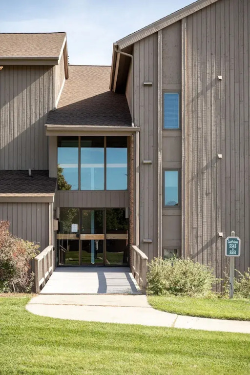 2BDR Loft Suite Golf Course Condo 5549