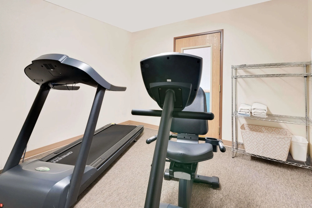 Comfort Inn & Suites Summerset - North Rapid City