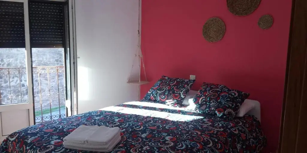 Puerta de Bisagra- CON 2 HABITACIONES