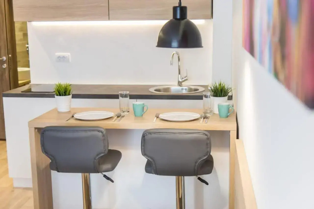 Empire Luxury Apartments