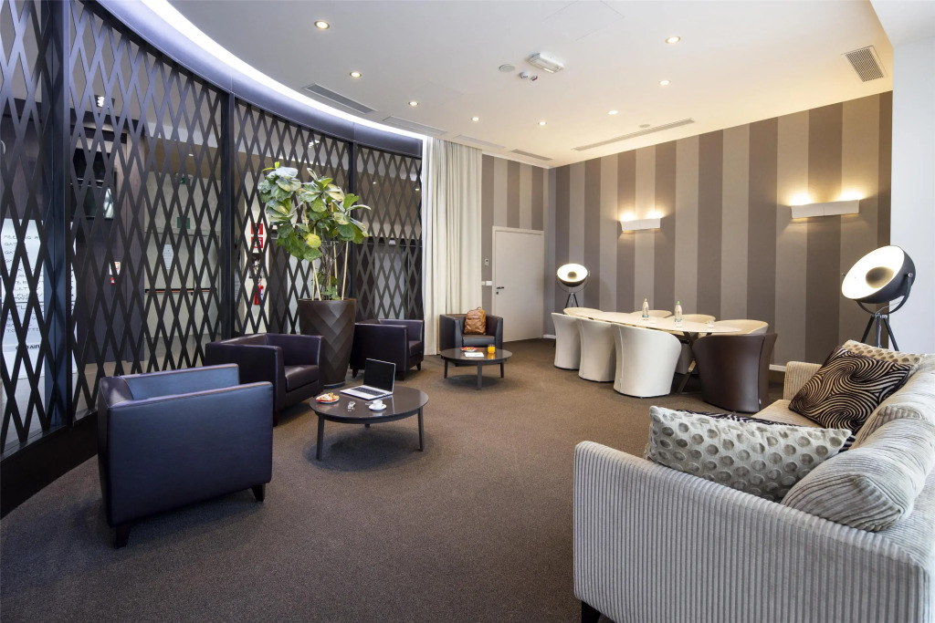 Best Western Premier CHC Airport