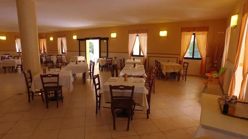 Property With 2 Bedrooms in Vieste, With Shared Pool and Furnished Terrace - 2 km From the Beach