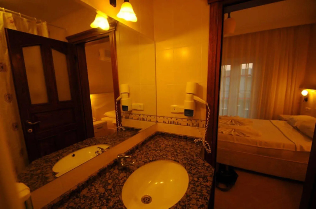 The Grand Üçel Hotel