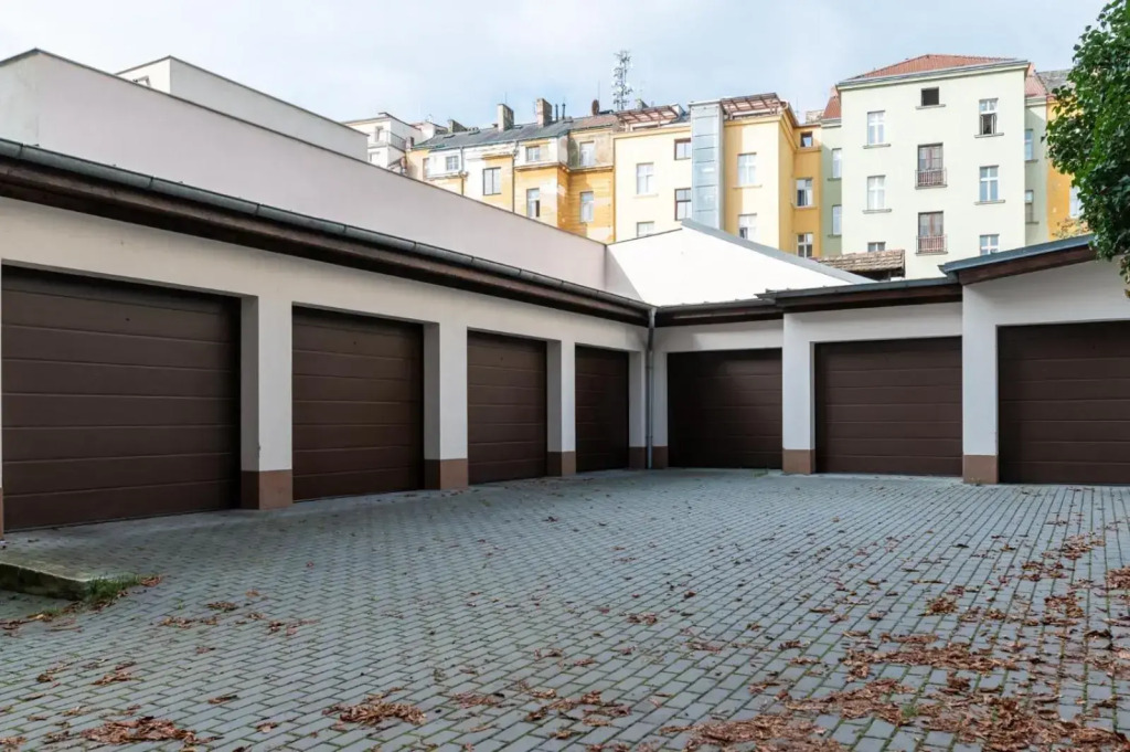 Designed apartment next to Vaclav square with terrace and private garage