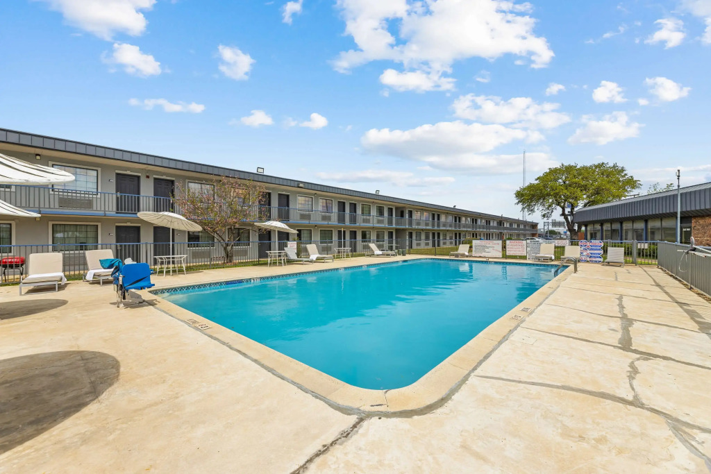 Americas Best Value Inn Fort Worth/Hurst