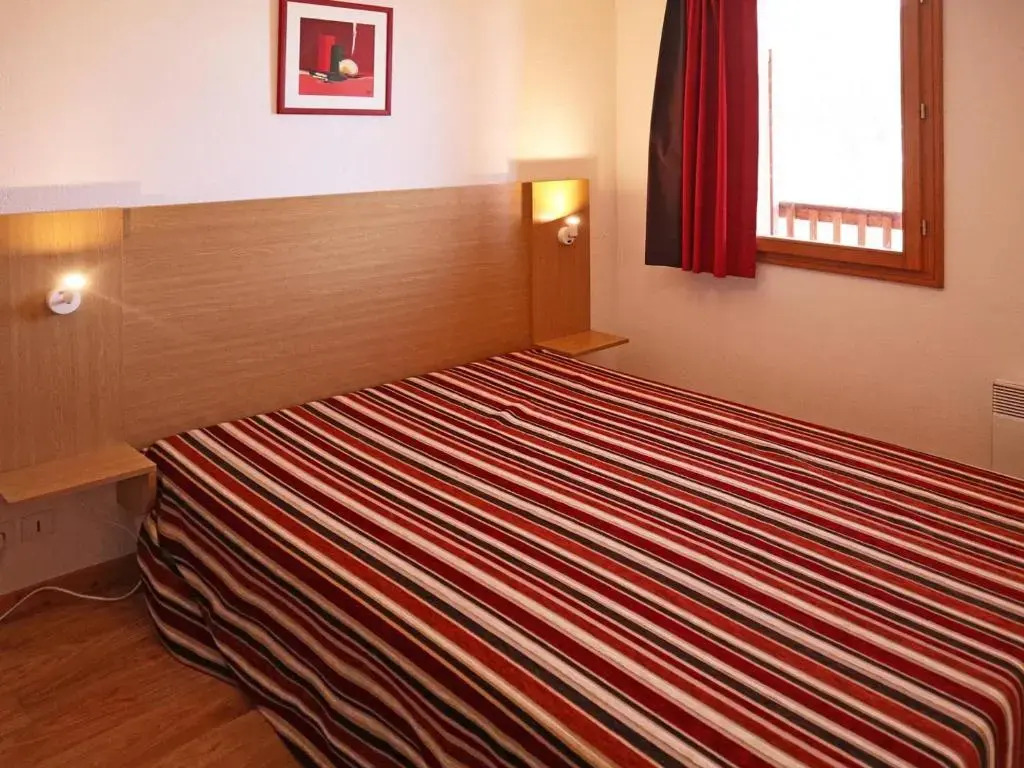 Appartement Les Orres, 2 pièces, 4 personnes - FR-1-322-425